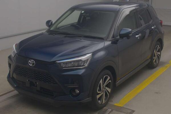 Основное фото TOYOTA RAIZE